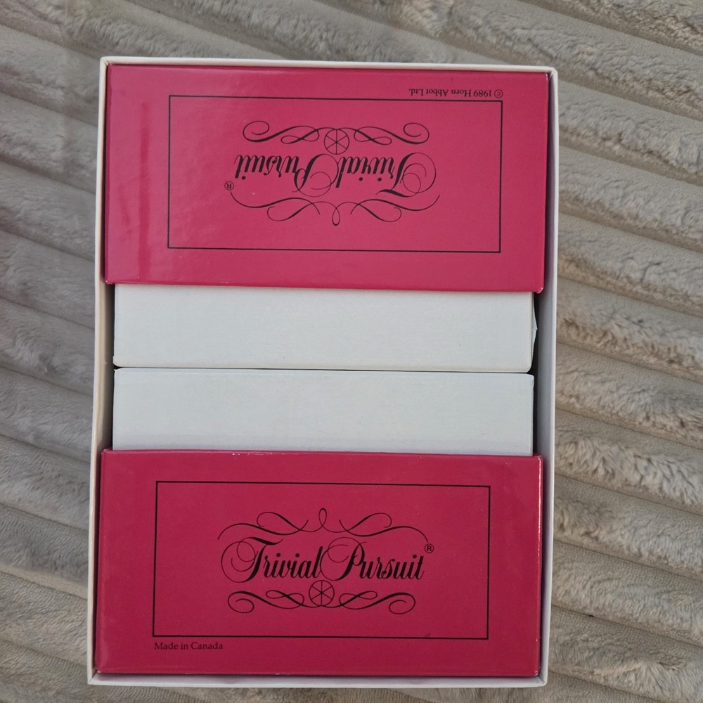 Vintage Trivial Pursuit The 1960's Card Set 1960s Expansion Parker Brothers Box - Picture 4 of 6